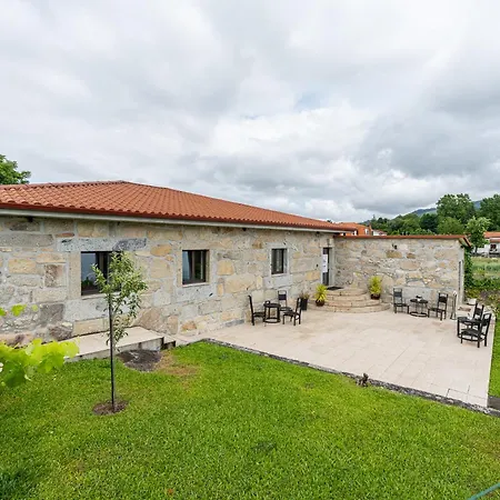 Alojamento de Turismo Rural Casa D'amares *