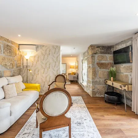 Casa D'amares Фермерский дом *