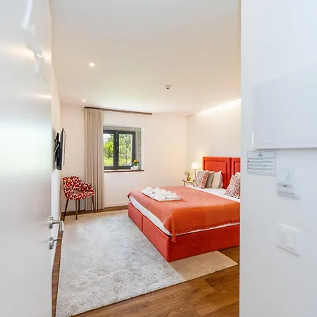 Casa D'amares Farm stay Amares